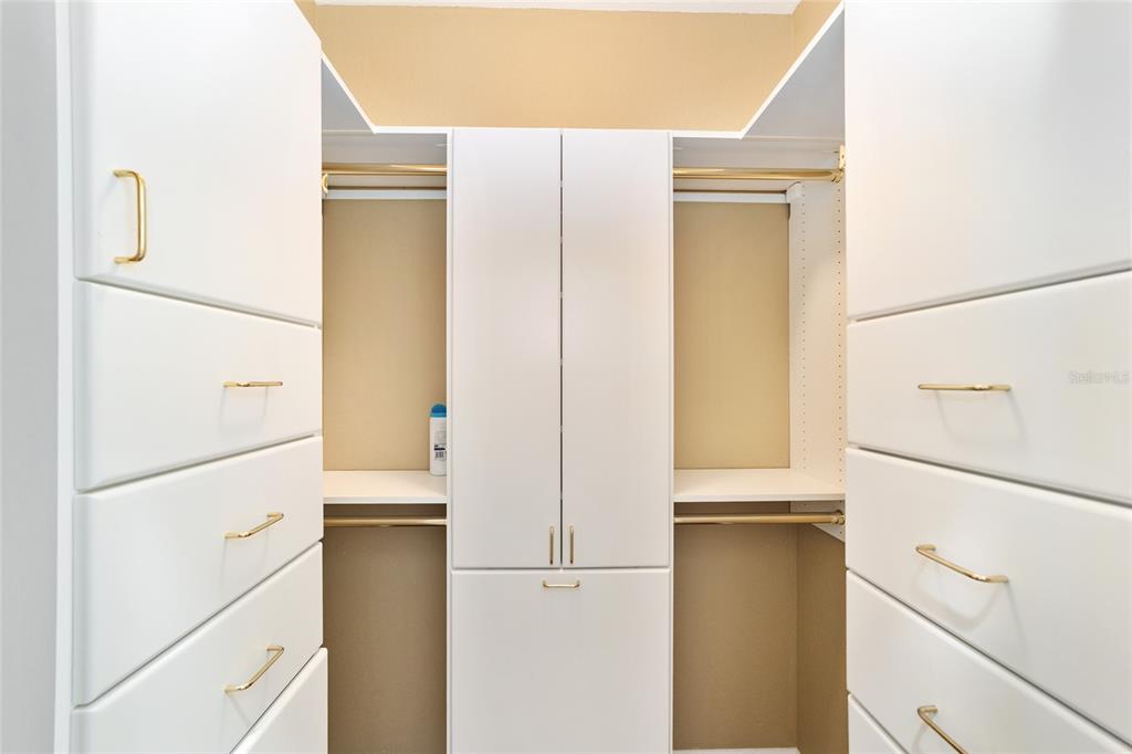 11017 Southwest 71st Terrace Road Ocala, FL 34476 - Photo 30 of 49 a kitchen with a refrigerator and a refrigerator