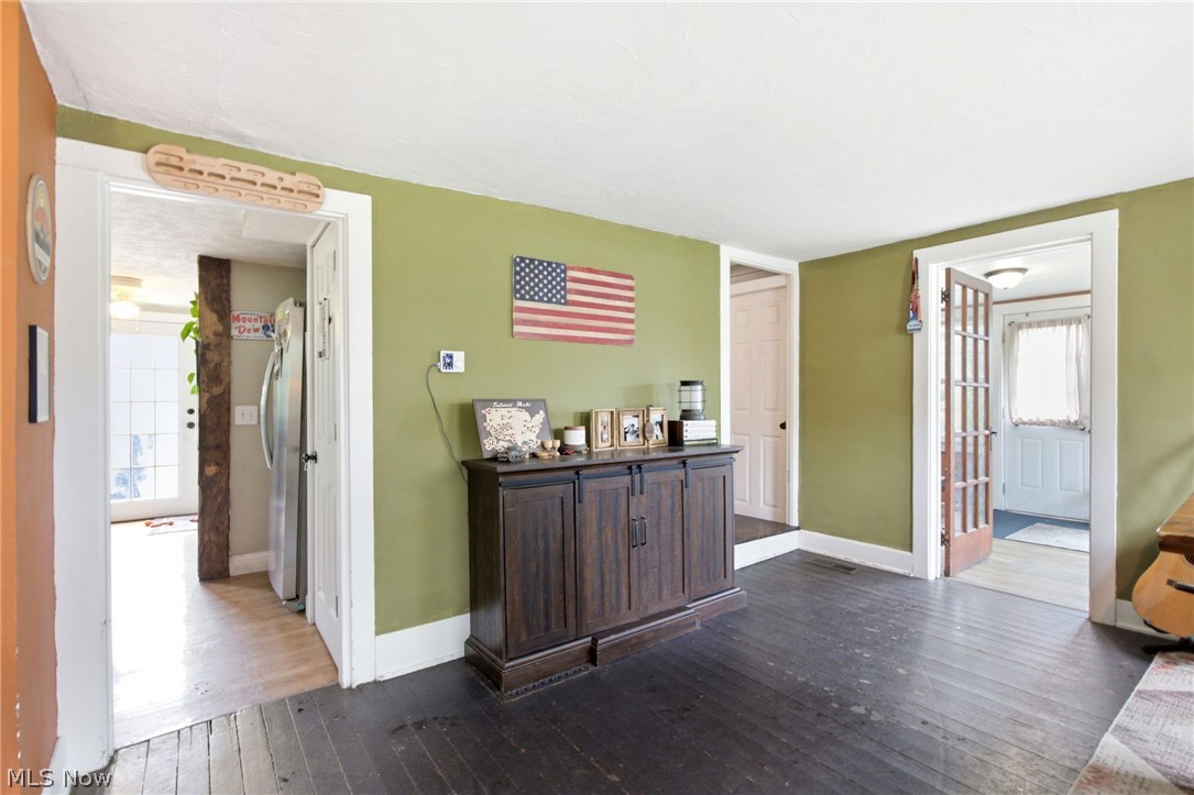 14524 Mayfield Road Chardon, OH 44024 - Photo 9 of 40 Gallery Image 9