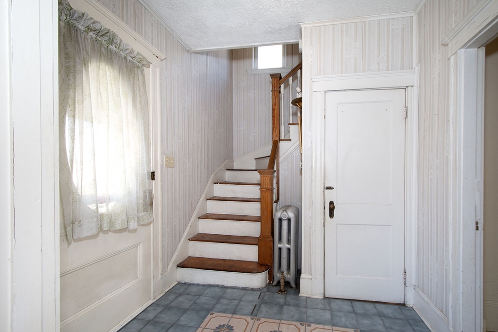 145 Billings Road Quincy, MA 02170 - Photo 9 of 30 Gallery Image 9