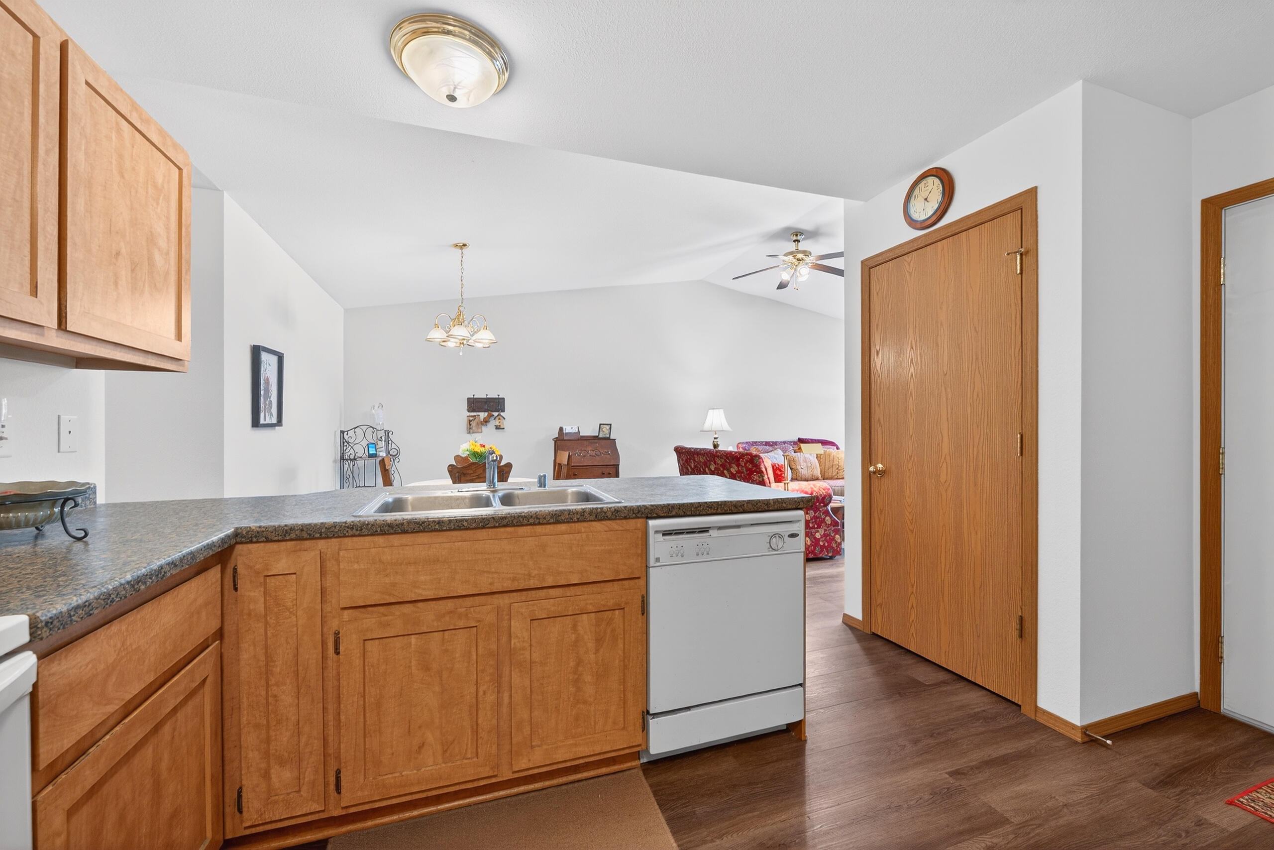 112 Market Square, Unit 152 Wautoma, WI 54982 - Photo 12 of 85 Unit 2