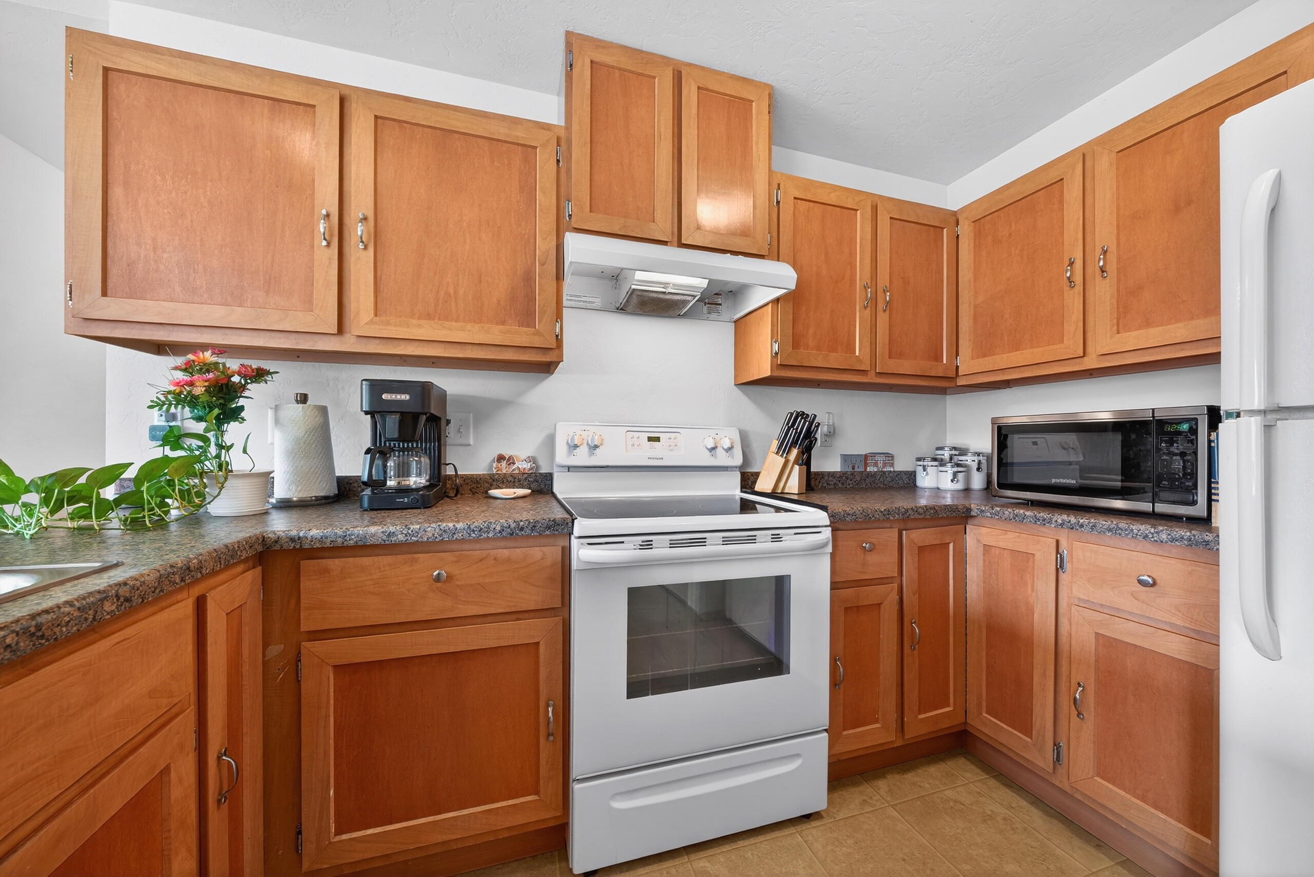 112 Market Square, Unit 152 Wautoma, WI 54982 - Photo 36 of 85 Unit 7