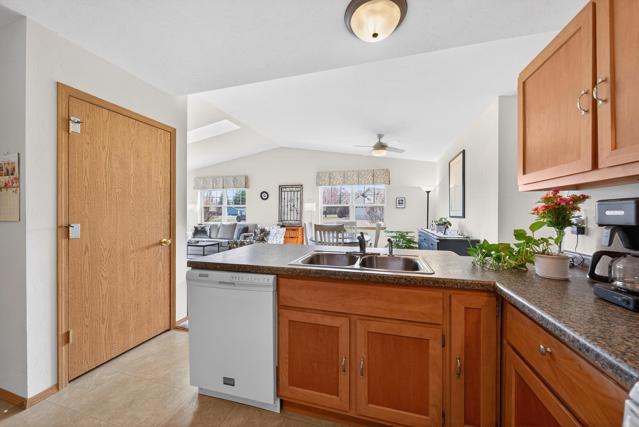 112 Market Square, Unit 152 Wautoma, WI 54982 - Photo 37 of 85 Unit 7