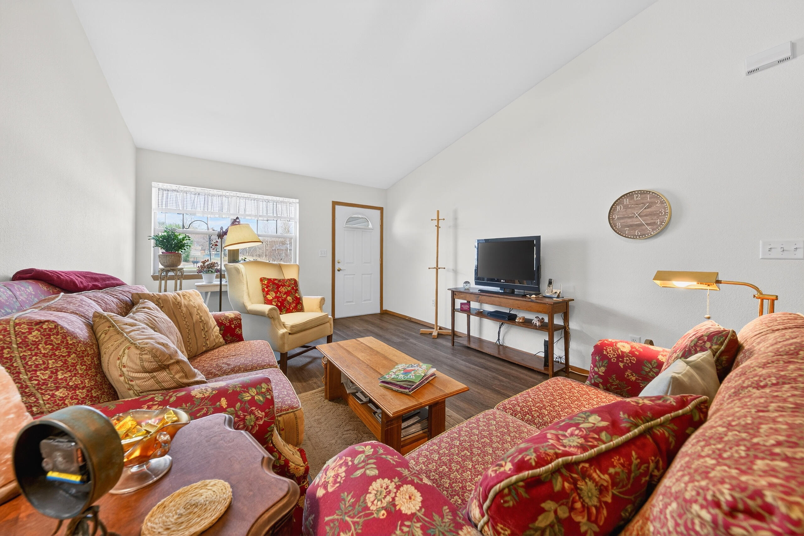 112 Market Square, Unit 152 Wautoma, WI 54982 - Photo 6 of 85 Unit 2