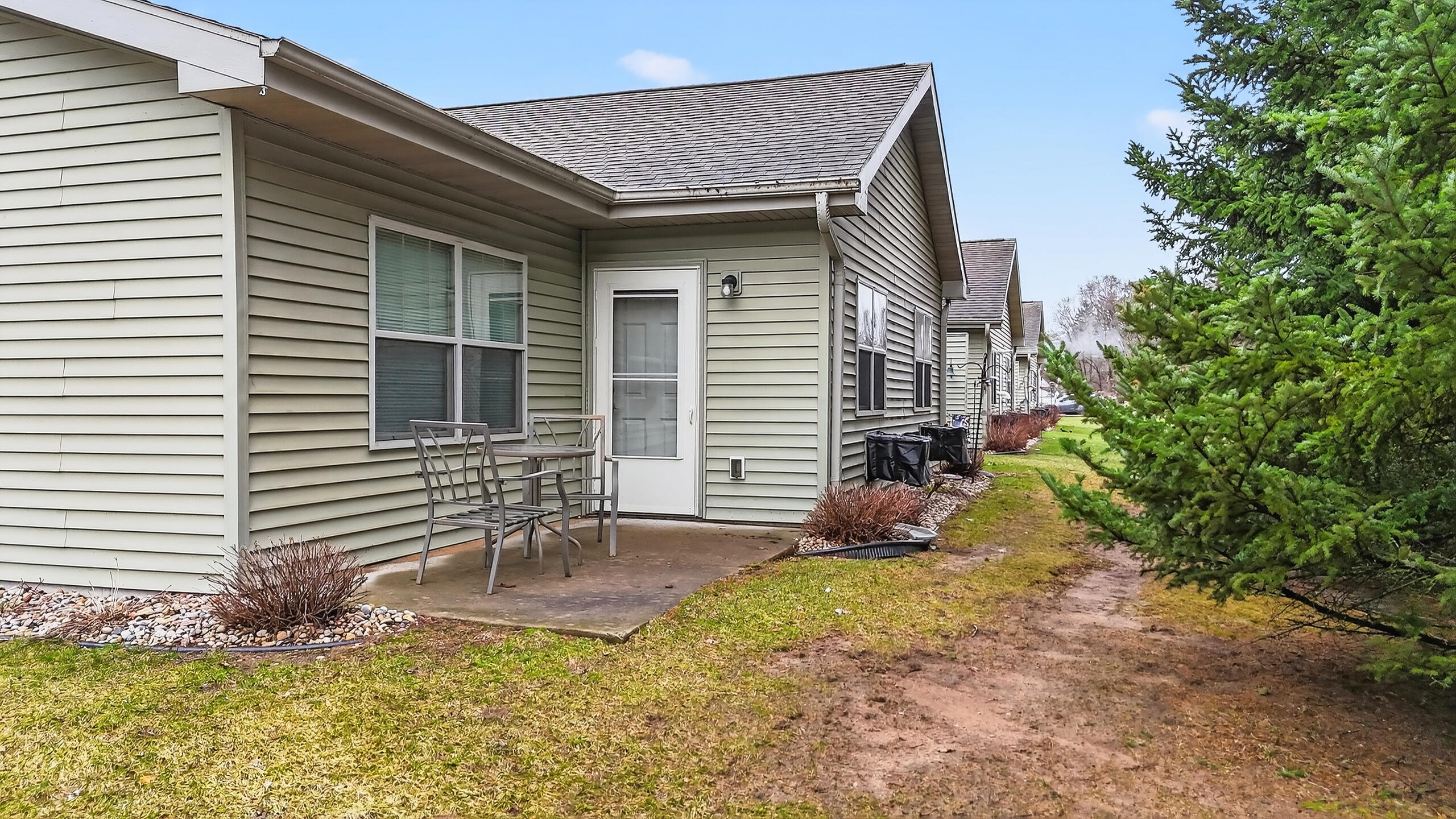112 Market Square, Unit 152 Wautoma, WI 54982 - Photo 75 of 85 Back Elevation