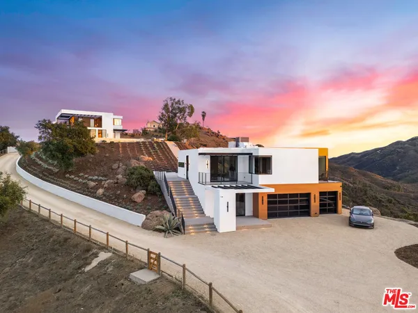 $12,500 | 32180 Mulholland Highway, Unit 1/2, Malibu, CA 90265