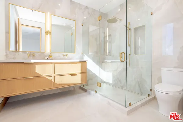 $12,500 | 32180 Mulholland Highway, Unit 1/2, Malibu, CA 90265
