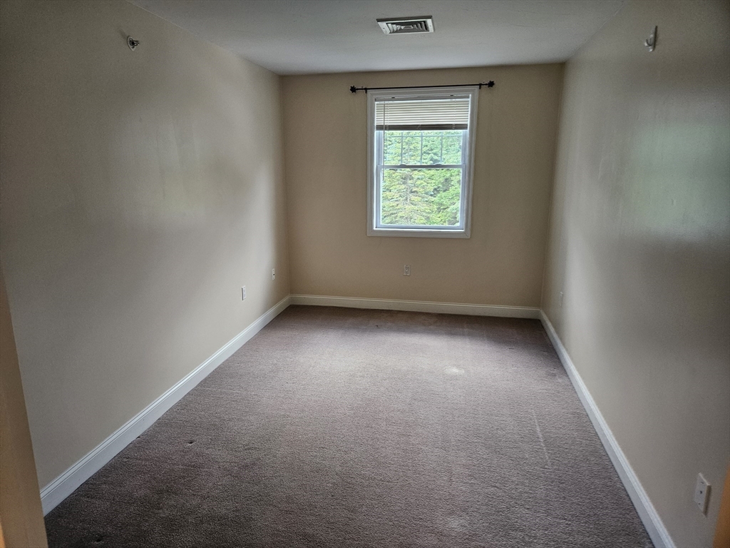 5 Mission Road, Unit 302 North Chelmsford, MA 01863 - Photo 17 of 28 Gallery Image 17