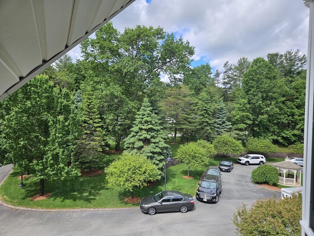 5 Mission Road, Unit 302 North Chelmsford, MA 01863 - Photo 3 of 28 Gallery Image 3