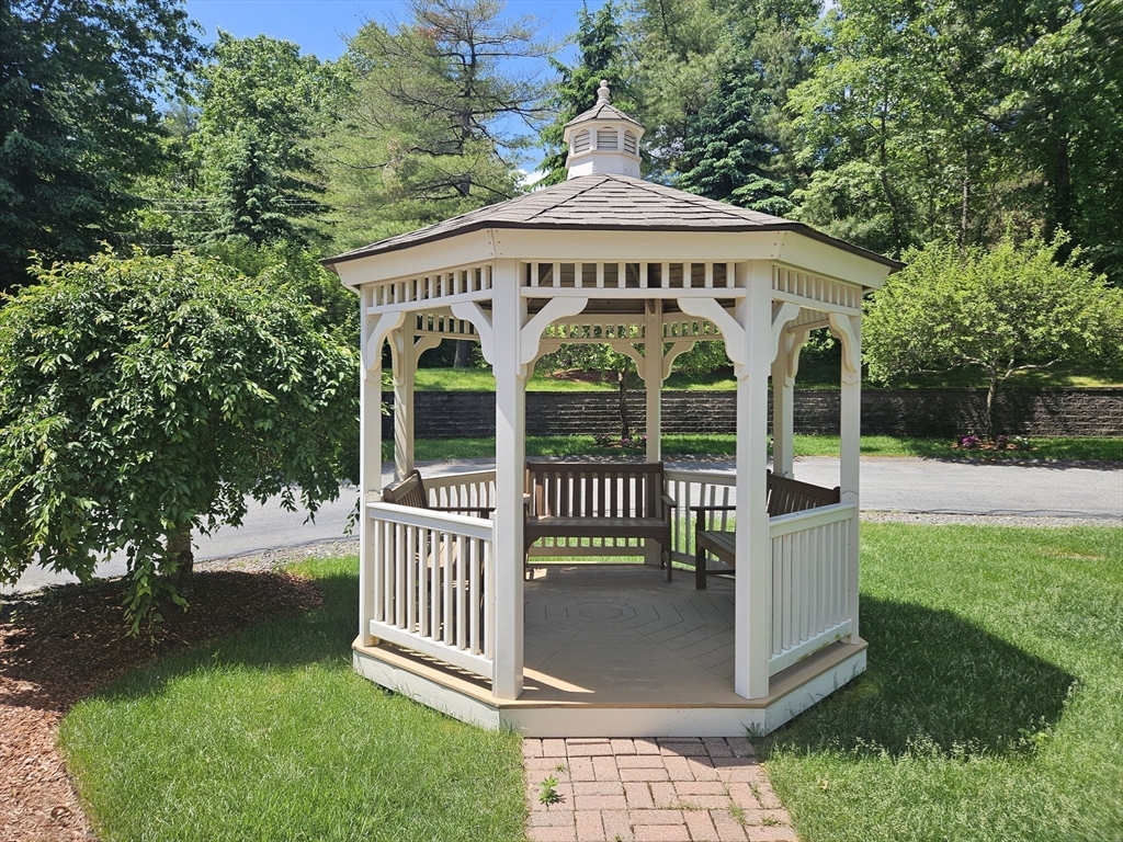 5 Mission Road, Unit 302 North Chelmsford, MA 01863 - Photo 4 of 28 Gallery Image 4