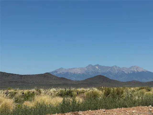 a view of an mountain and an outdoor space
