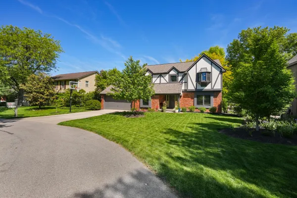 $725,000 | 5850 Moray Court, Dublin, OH 43017
