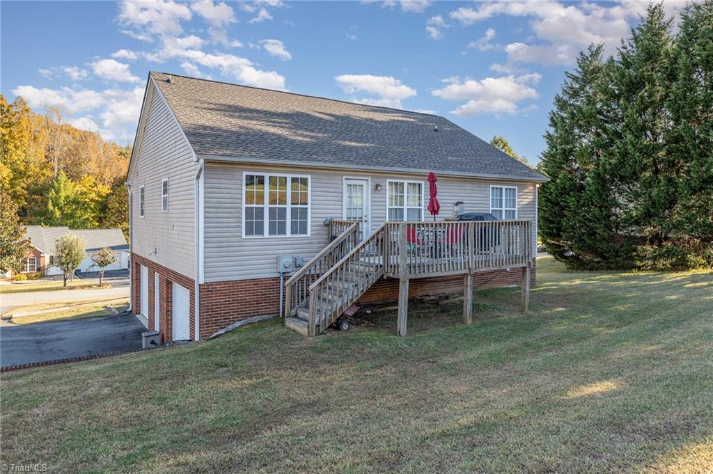 6940 Rangecrest Road Belews Creek, NC 27009 - Photo 17 of 20 Gallery Image 17