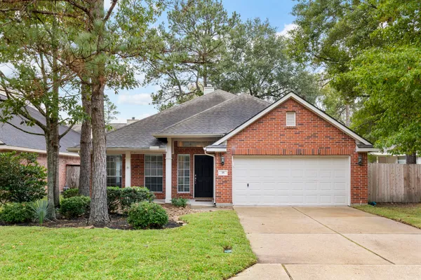 $2,600 | 35 Auburn Path Drive, The Woodlands, TX 77382
