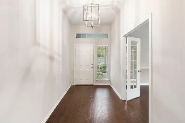 $2,600 | 35 Auburn Path Drive, The Woodlands, TX 77382