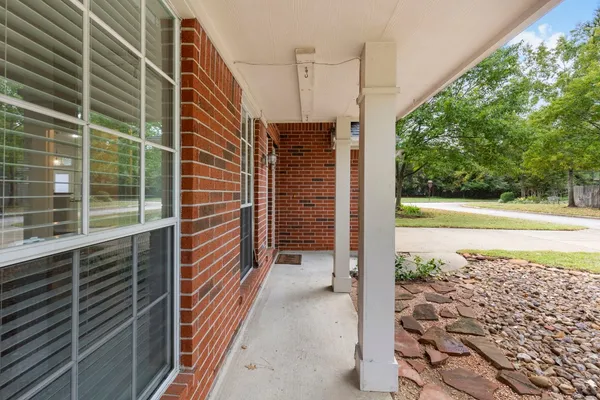 $2,600 | 35 Auburn Path Drive, The Woodlands, TX 77382