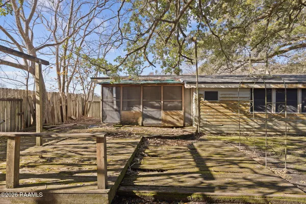 $75,000 | 84 Virginia Street, Franklin, LA 70538