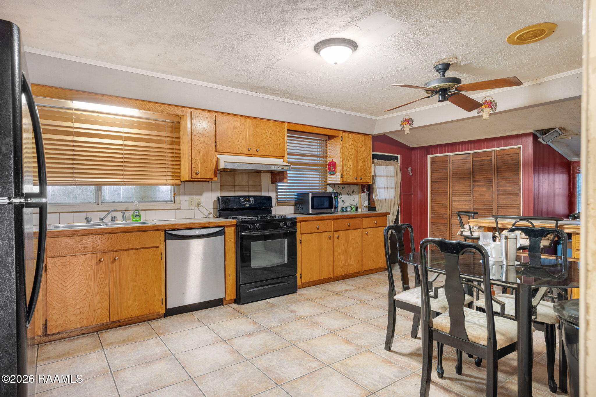 84 Virginia Street Franklin, LA 70538 - Photo 4 of 16 9-web-or-mls-84 Virginia St-9