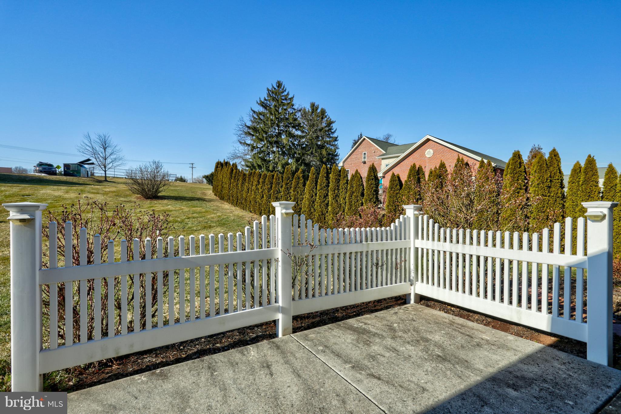 2671 Brady Road York, PA 17404 - Photo 10 of 32 Gallery Image 10
