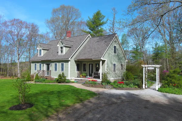 $589,000 | 21 Nobleboro Woods Road, Nobleboro, ME 04555