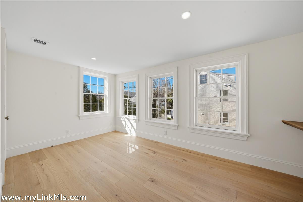 85 Orange Street Nantucket, MA 02554 - Photo 67 of 89