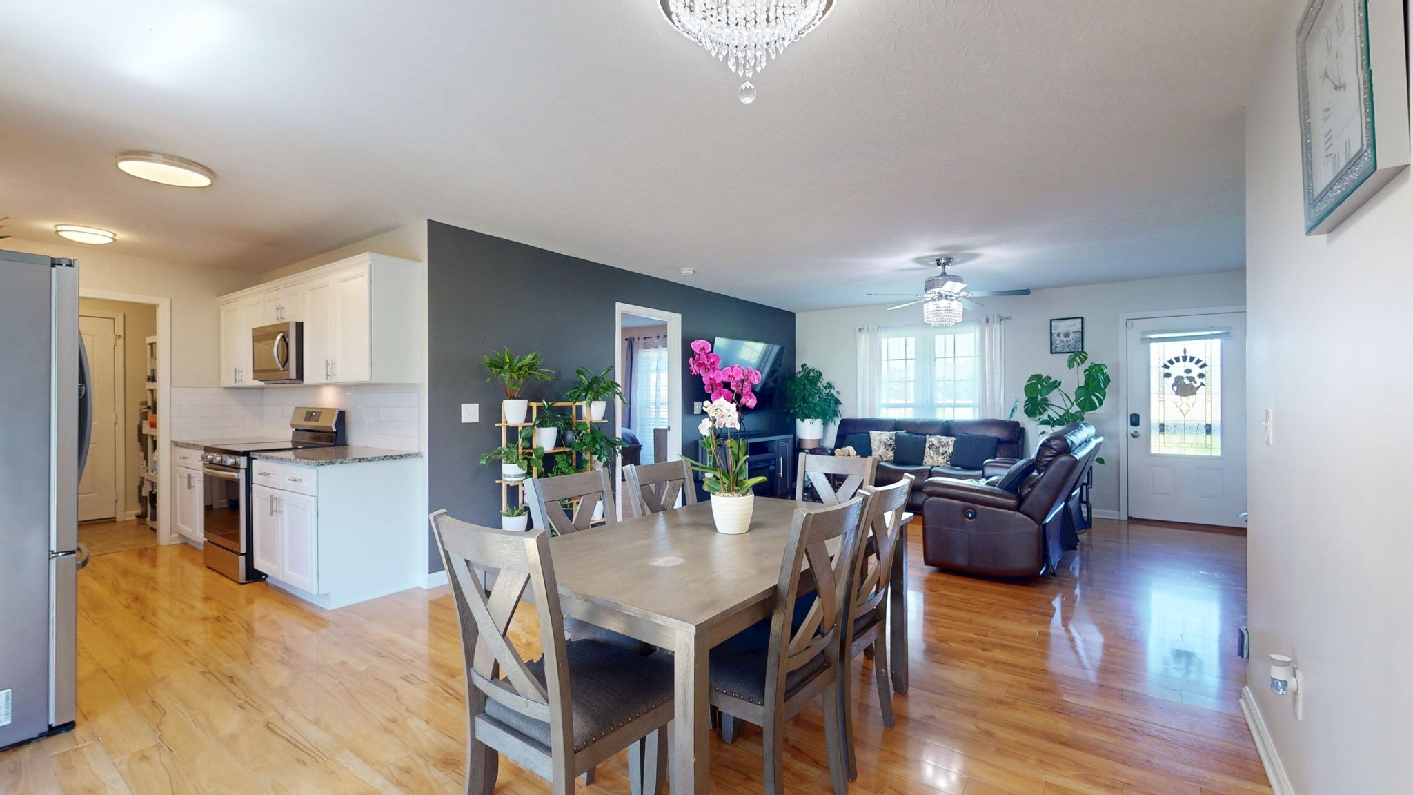 1807 Mosley Ferry Road Chapmansboro, TN 37035 - Photo 6 of 28 Gallery Image 6