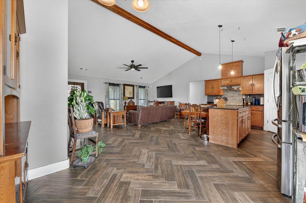7145 Donald Road Krum, TX 76249 - Photo 9 of 35 Gallery Image 9