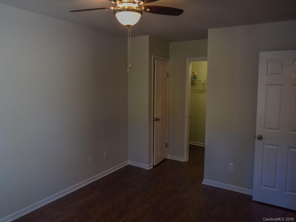 20123 Henderson Road, Unit E Cornelius, NC 28031 - Photo 11 of 35 Gallery Image 11