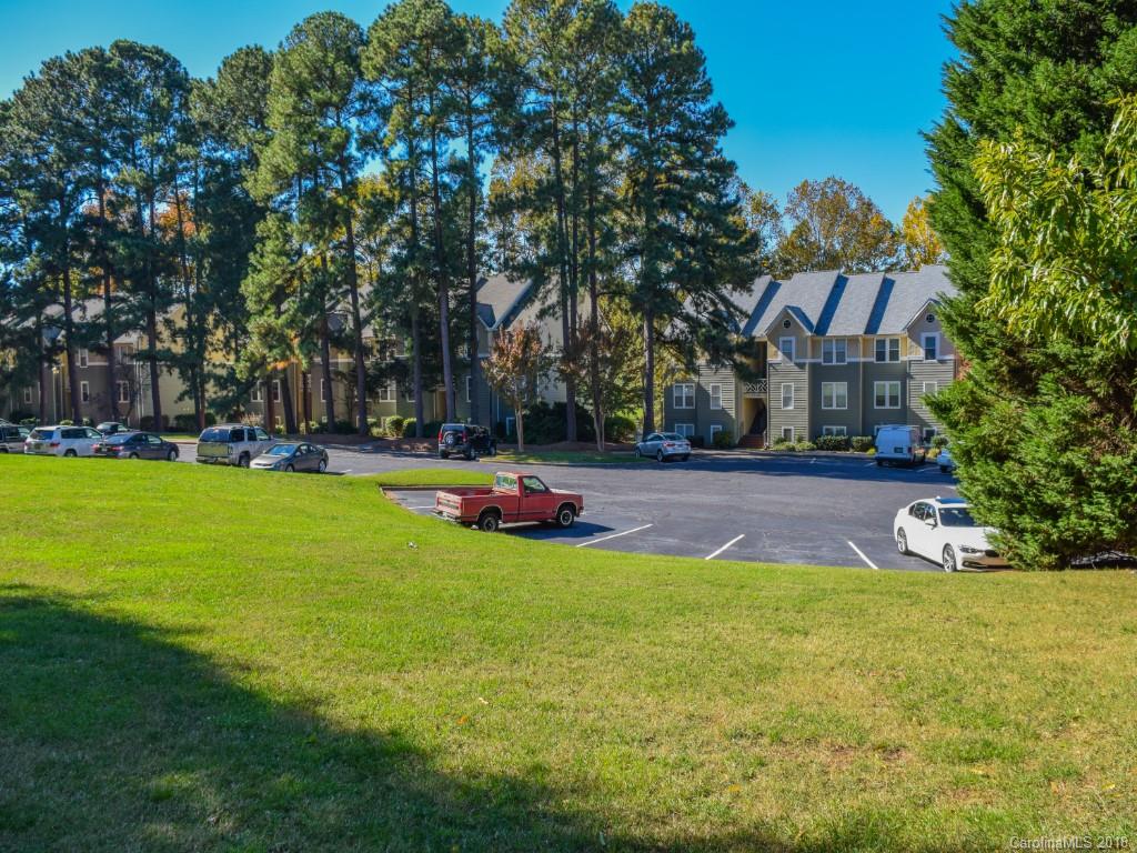 20123 Henderson Road, Unit E Cornelius, NC 28031 - Photo 20 of 35 Gallery Image 20