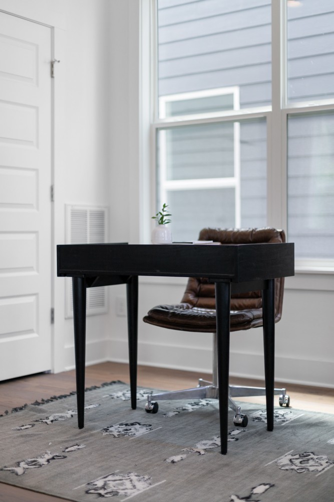 422 Creative Way Madison, TN 37115 - Photo 29 of 42 a living room with a table and a window