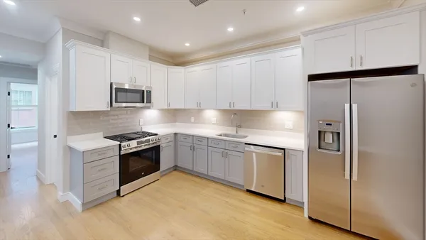 $7,750 | 230 Tremont Street, Unit 3, Boston, MA 02116