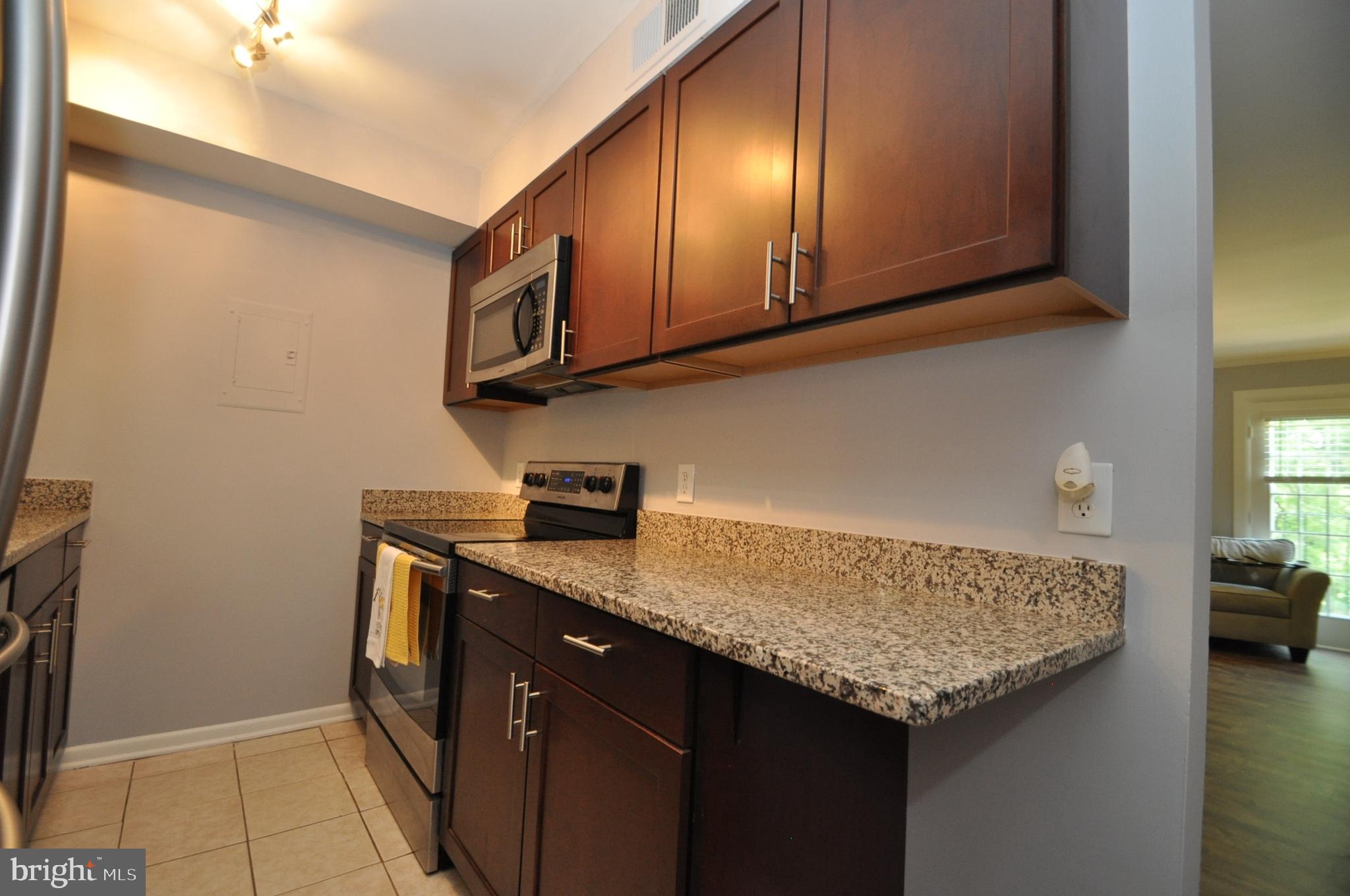 4635 28th Road South, Unit B Arlington, VA 22206 - Photo 12 of 25 Gallery Image 12