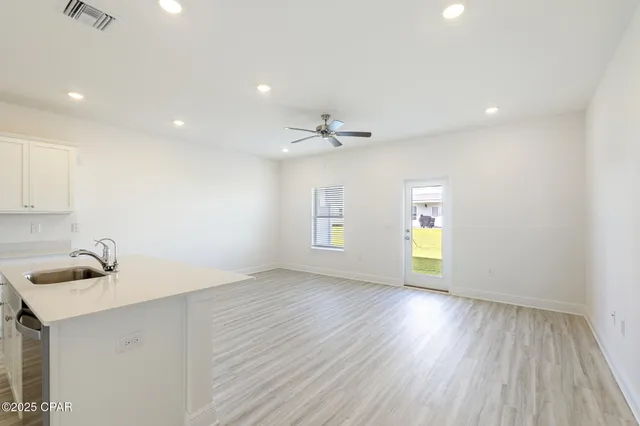 $2,000 | 167 Ellery Lane, Panama City Beach, FL 32413