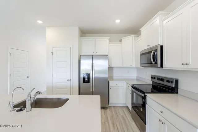 $2,000 | 167 Ellery Lane, Panama City Beach, FL 32413