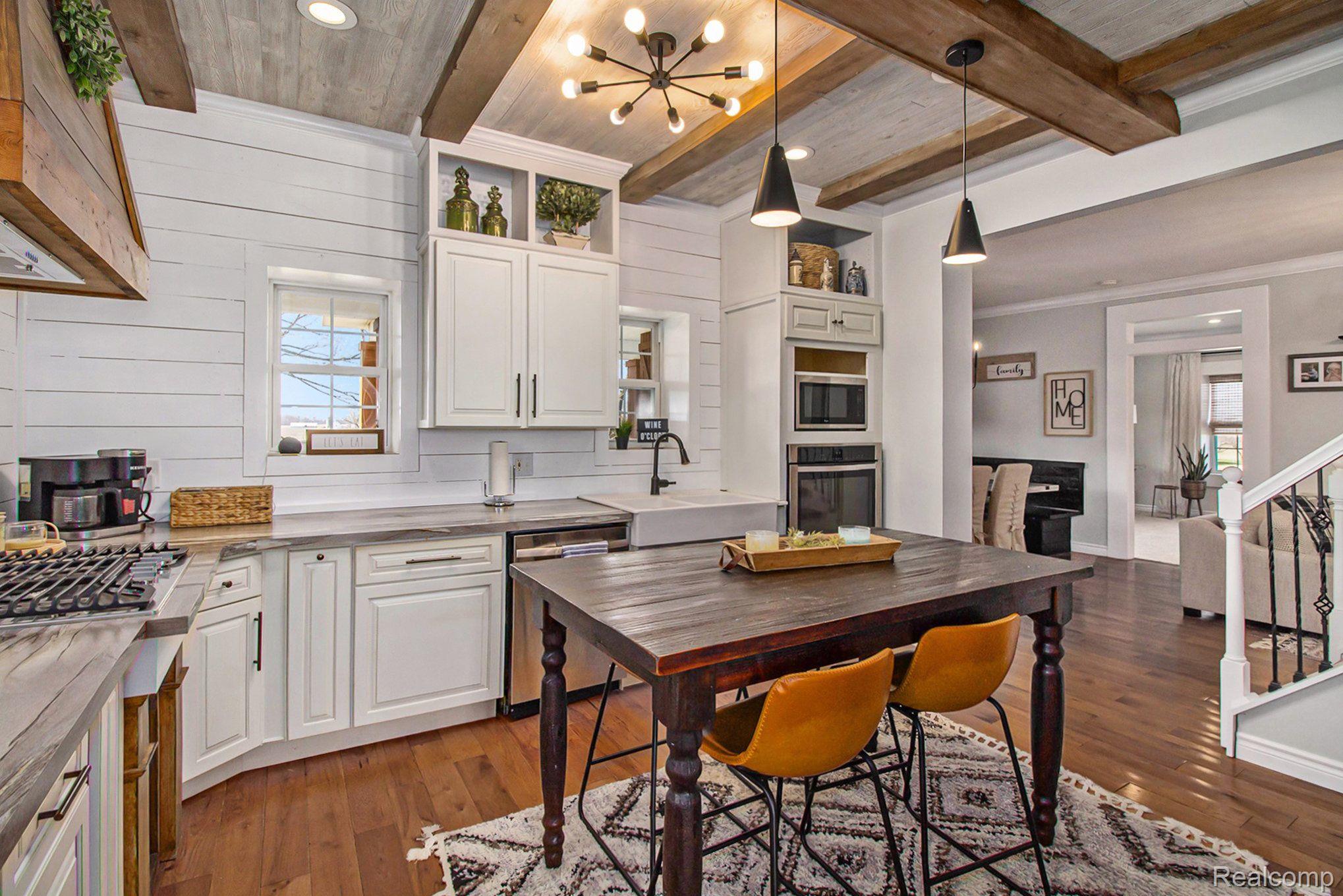 7890 Stow Road Fowlerville, MI 48836 - Photo 3 of 44 Gallery Image 3