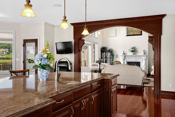 $1,880,000 | 3312 Augusta Lane, Onalaska, WI 54650