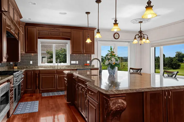 $1,880,000 | 3312 Augusta Lane, Onalaska, WI 54650