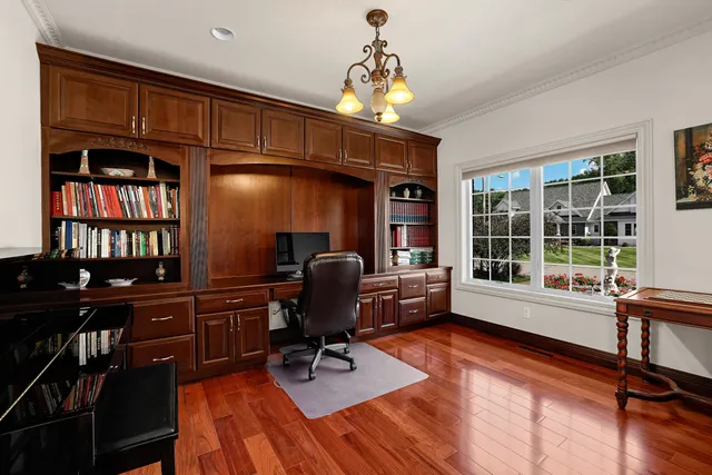 $1,880,000 | 3312 Augusta Lane, Onalaska, WI 54650