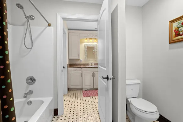 $1,880,000 | 3312 Augusta Lane, Onalaska, WI 54650