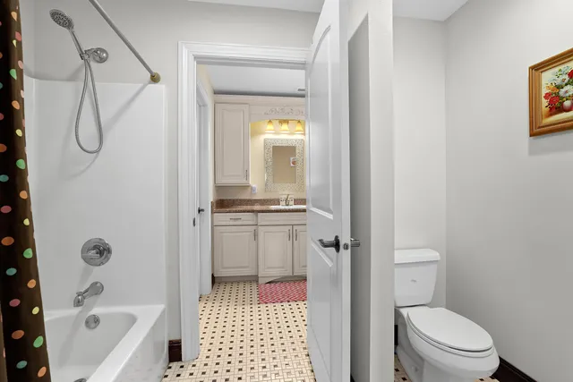 $1,880,000 | 3312 Augusta Lane, Onalaska, WI 54650