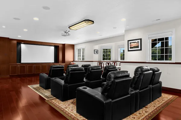 $1,880,000 | 3312 Augusta Lane, Onalaska, WI 54650