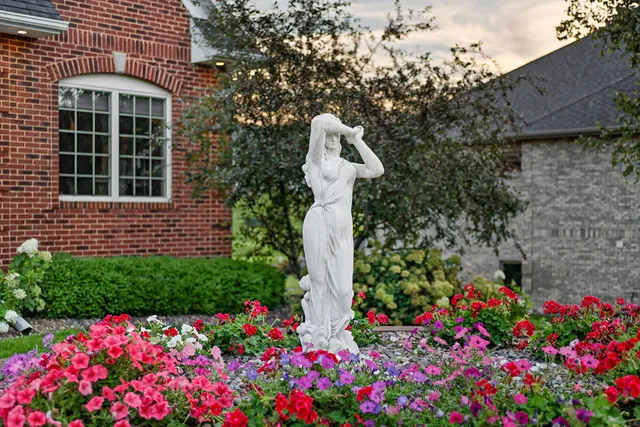 $1,880,000 | 3312 Augusta Lane, Onalaska, WI 54650