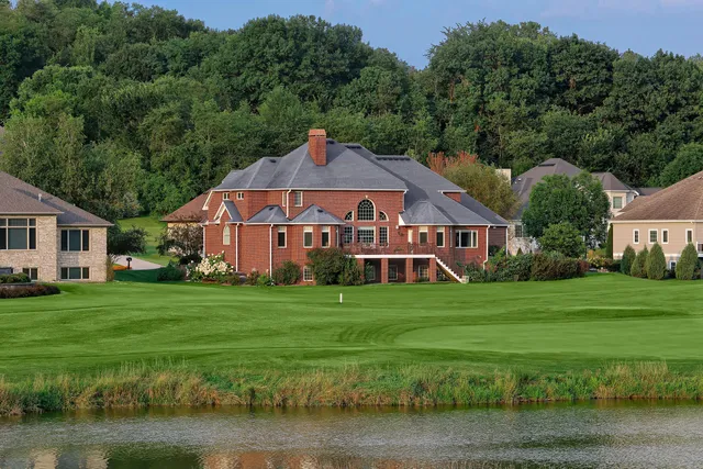 $1,880,000 | 3312 Augusta Lane, Onalaska, WI 54650