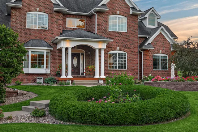 $1,880,000 | 3312 Augusta Lane, Onalaska, WI 54650