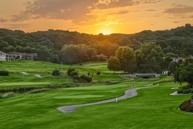 $1,880,000 | 3312 Augusta Lane, Onalaska, WI 54650