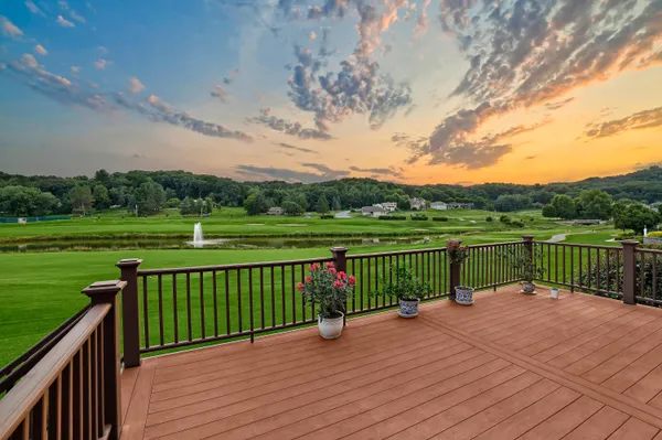 $1,880,000 | 3312 Augusta Lane, Onalaska, WI 54650