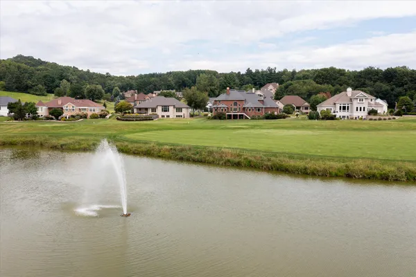 $1,880,000 | 3312 Augusta Lane, Onalaska, WI 54650