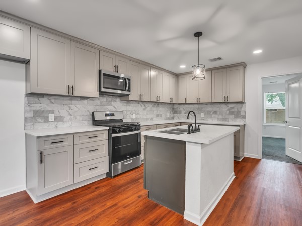 2826 Hopper Road Houston, TX 77093 - Photo 5 of 12
