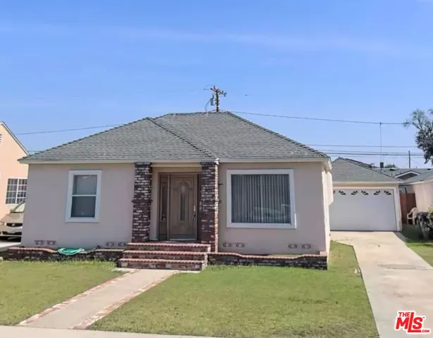 $650,000 | 3226 Caspian Avenue, Long Beach, CA 90810