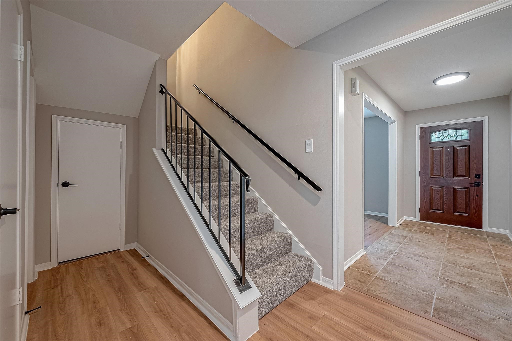 14736 Perthshire Road, Unit F Houston, TX 77079 - Photo 14 of 27