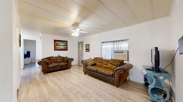 $123,000 | 12 Commodore Court, Sacramento, CA 95838